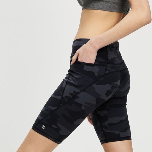 Sweaty Betty Power 9" Bike Shorts Camo NWOT - Picture 2 of 7